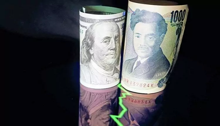 الين الياباني يتراجع أمام الدولار مع تقلص رهانات خفض الفائدة الأمريكية