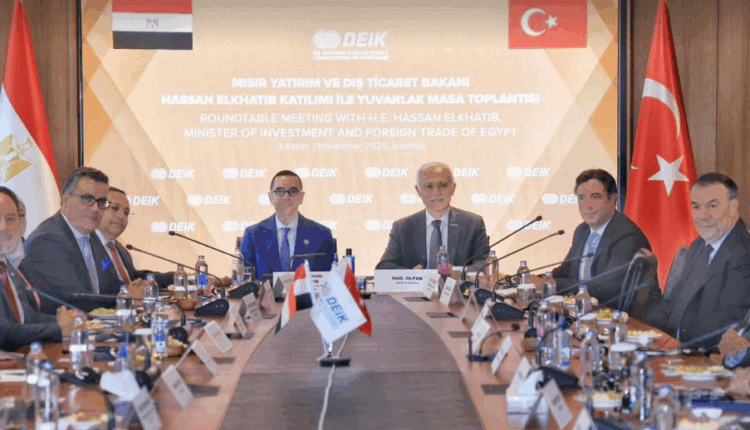 الخطيب يبحث مع الشركات التركية تعزيز استثماراتها في مصر