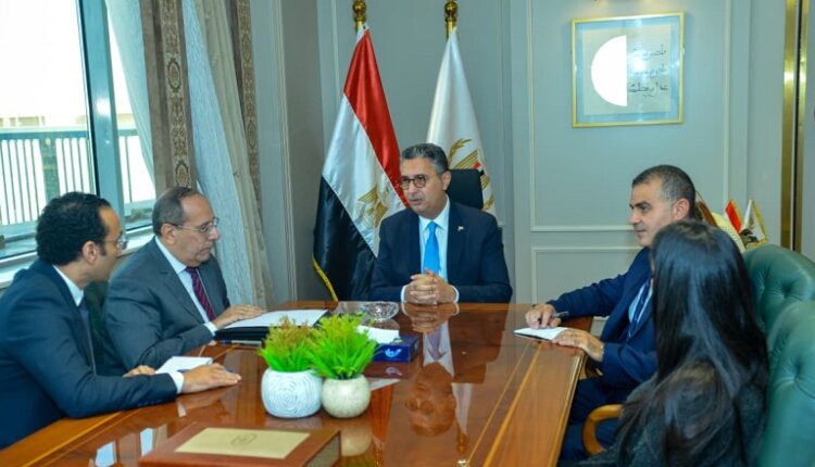 القابضة الغذائية تطرح إنتاجها من الزيوت الحرة بفروع «هايبر وان»