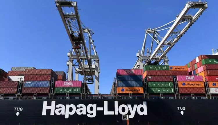 هاباج لويد: لا استئنافا فوريا للشحن عبر قناة السويس إلا بعد التأكد من أمن المنطقة