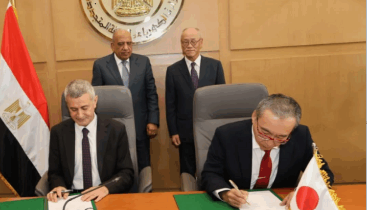 مصر توقيع اتفاقية لإنشاء محطة طاقة شمسية ومنظومة لتخزين الكهرباء بالشراكة مع جايكا