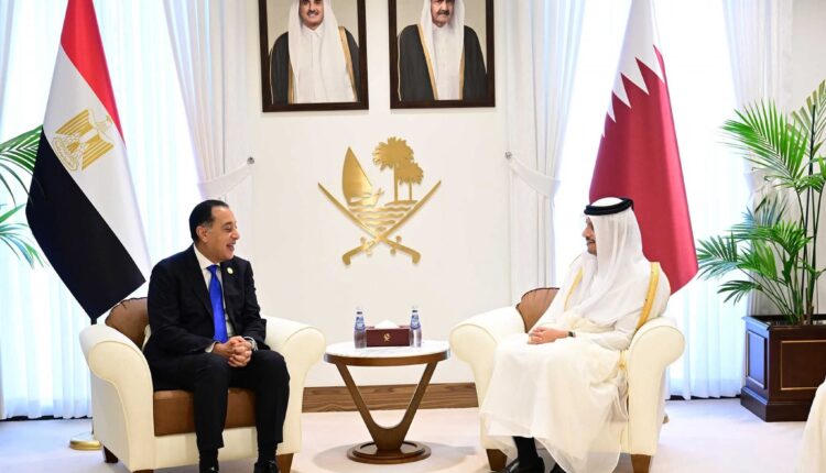 بدء تفعيل حزمة الاستثمارات القطرية في مصر بتوقيع عقد تطوير مشروع عقاري بمطروح