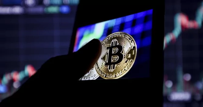 العملات المشفرة تسجل خسائر شهرية وفصلية وبيتكوين تفقد 20% في يونيو