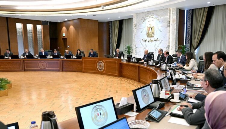 رئيس الوزراء: إطلاق حزمة استثمارية متكاملة لإعطاء دفعة للقطاعات الواعدة