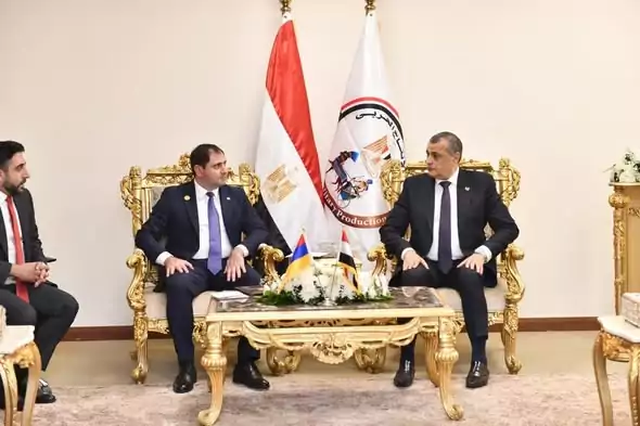 مباحثان مصرية-أرمينية لتعزيز الصناعات الدفاعية وفتح مجالات استثمار مشتركة