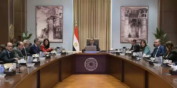 إجراءات مشتركة بين وزارات المجموعة الاقتصادية لتقليص زمن الإفراج الجمركي وزيادة تدفق الاستثمار