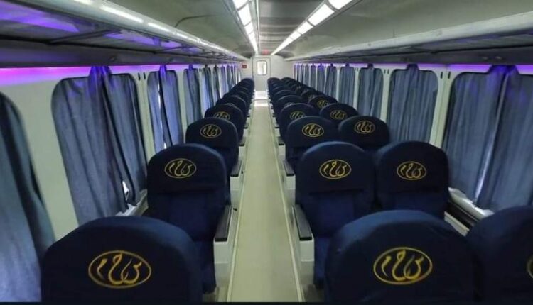 النقل تتعاقد مع أرسنالي الإيطالية لإدارة وتشغيل قطار سياحي فاخر