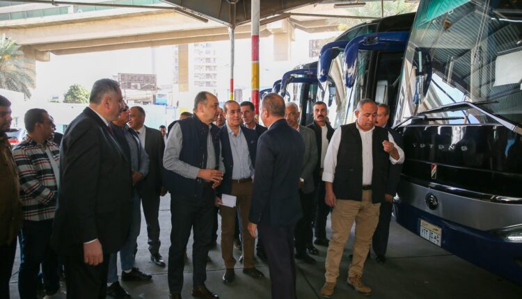 وزير قطاع الأعمال: زيادة الاعتماد على الأتوبيسات المحلية ضمن خطة تحديث أسطول النقل السياحي