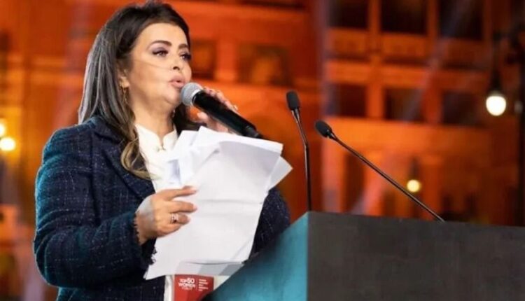 دينا عبد الفتاح مؤسس ورئيس منتدى الخمسين سيدة