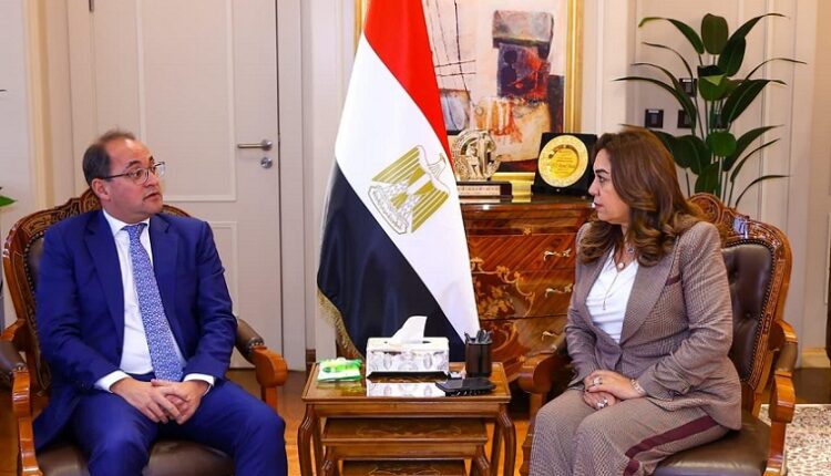 وزيرا المالية والتنمية المحلية: دعم المحافظات في تنمية مواردها من الأنشطة التي تديرها