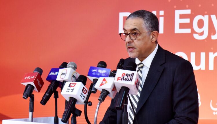 وضع حجر أساس مصنع "ديلي إيجيبت" للأدوات المكتبية في العاشر باستثمارات 200 مليون دولار