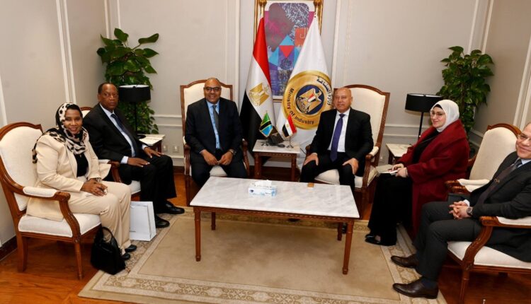 كامل الوزير: مشروعات مشتركة مع تنزانيا لتعزيز التكامل الصناعي والتجاري