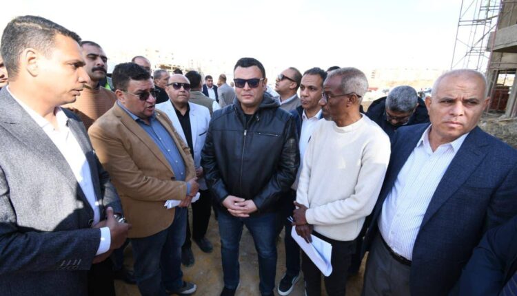 وزير الإسكان يتفقد مشروعات جنة وديارنا ودار مصر بالقاهرة الجديدة