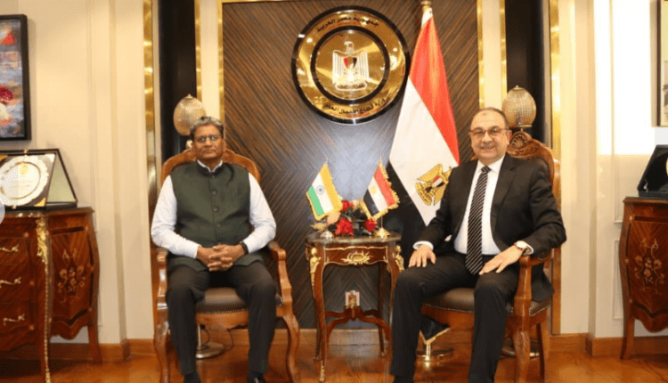 وزير قطاع الأعمال: دعم الشراكات الدولية لتعظيم الاستفادة من الأصول السياحية والفندقية