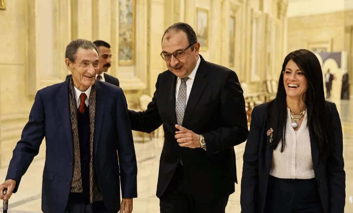 وزيرا التخطيط وقطاع الأعمال يشاركان في احتفال سفارة الإمارات بعيد الاتحاد الرابع والخمسين