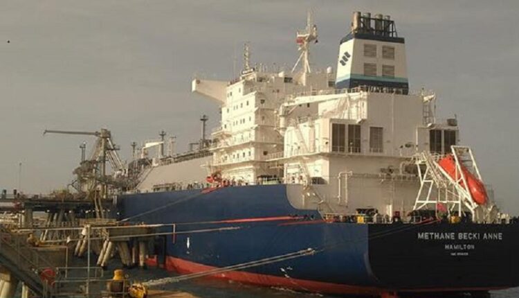 البترول تعلن تصدير شحنة غاز مسال من مجمع إدكو لصالح شل العالمية