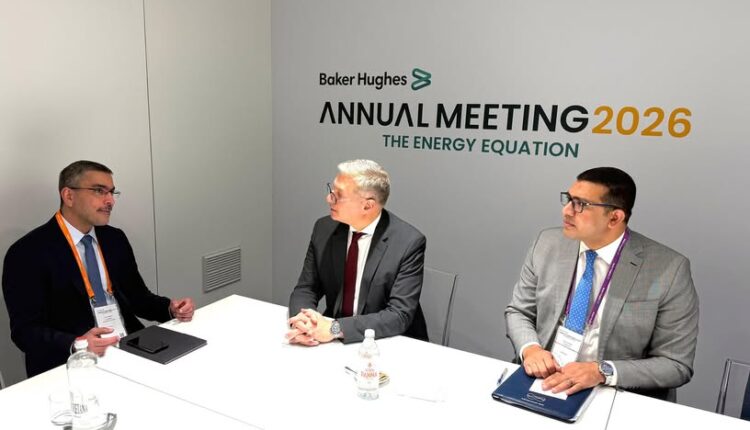 مصر والإمارات تناقشان فرصًا جديدة للتعاون في البترول والغاز والتعدين