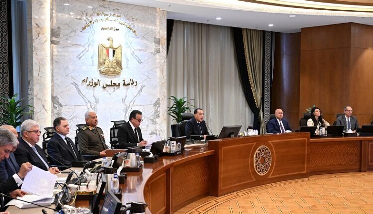 الحكومة تعتزم التوسع في توطين صناعة أجهزة الاتصالات