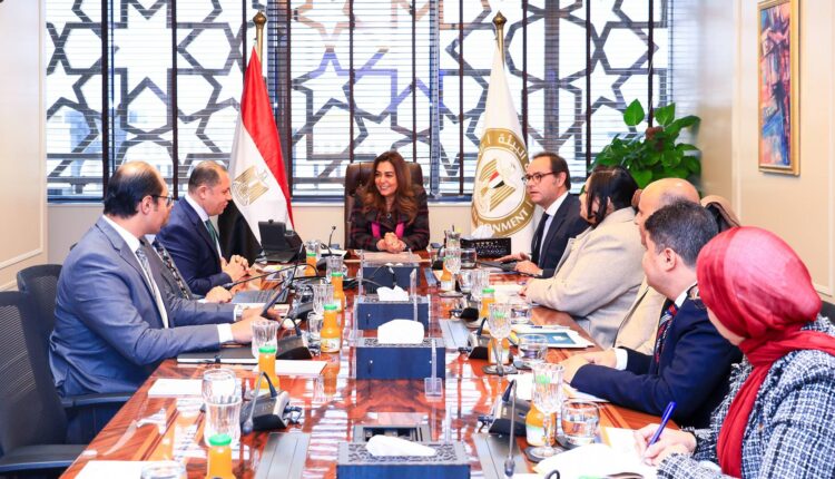 منال عوض: نهدف لتحقيق التوازن بين صون التنوع البيولوجي وتنفيذ مشروعات الطاقة الجديدة