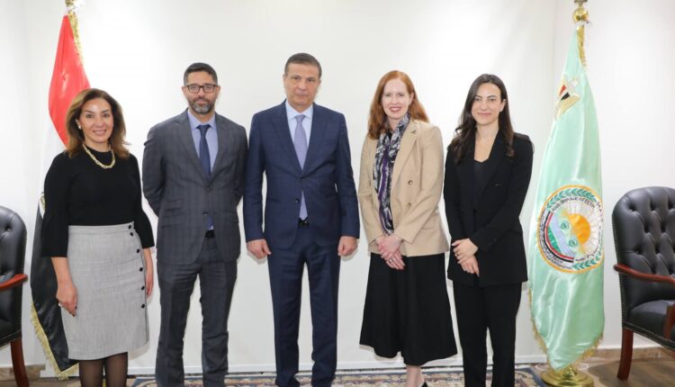 علاء فاروق يبحث مع ممثلي كرافت هاينز توسيع الاستثمارات وتعزيز منظومة الزراعة التعاقدية