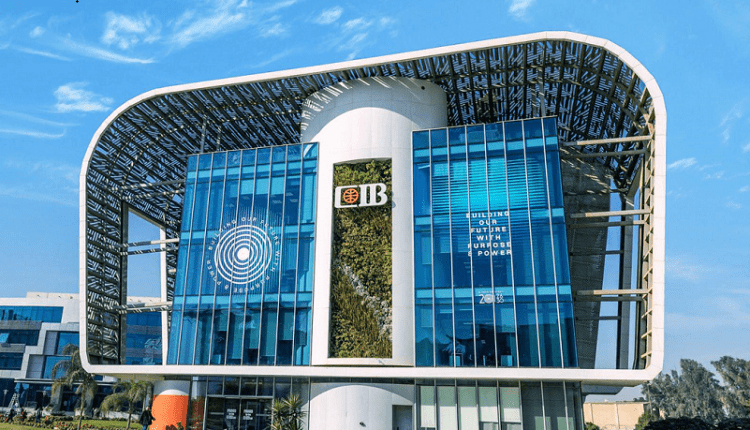 الرقابة المالية تكرم التجاري الدولي CIB لتصدره تقييم تقارير الإفصاح عن الاستدامة والمناخ