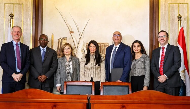 مصر توقع اتفاقيتين مع «الاستثمار الأوروبي» و«التمويل الدولية» لضخ استثمارات بقيمة 127.5 مليون دولار