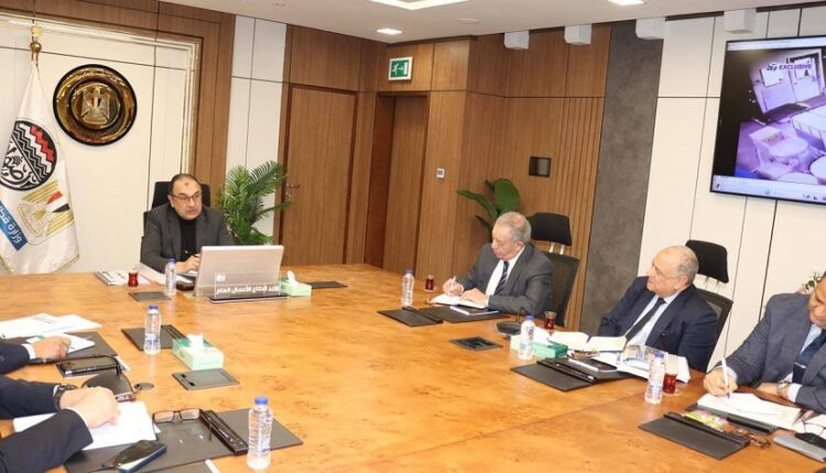 إيرادات القابضة للصناعات المعدنية تتجاوز 28 مليار جنيه في 5 أشهر