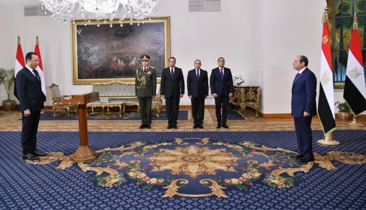 وزير الاتصالات: تطوير البنية التحتية للخدمات والتحول نحو اقتصاد رقمي مستمر