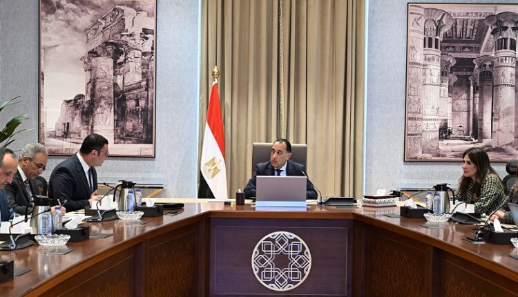 الحكومة تناقش محاور مبادرة مشاركة القطاع الخاص في تنفيذ وحدات الإسكان الاجتماعي