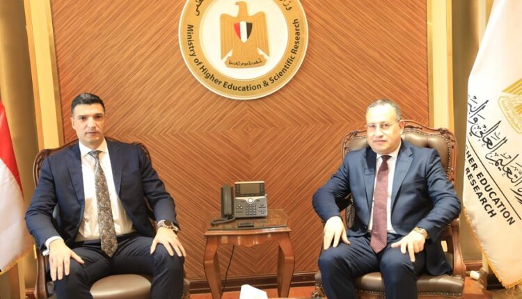 تعاون بين التعليم العالي والصناعة لتحويل الأبحاث التطبيقية إلى منتجات ذات جدوى اقتصادية