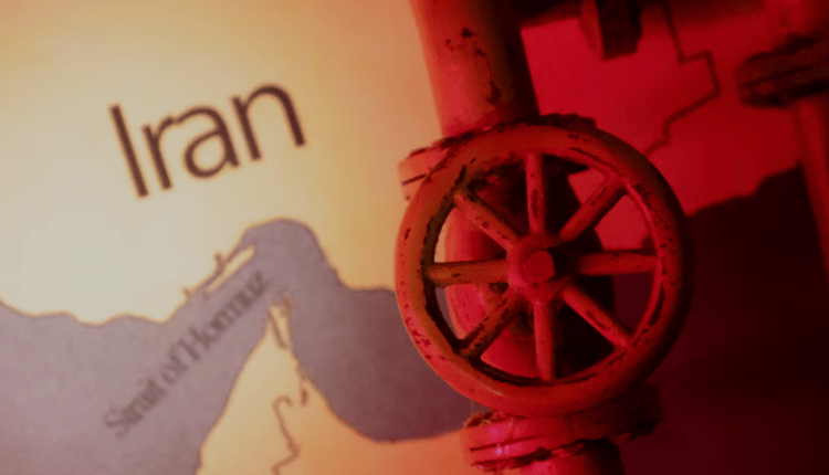 شركة استشارات ترسم 3 سيناريوهات لأسعار النفط بسبب حرب إيران