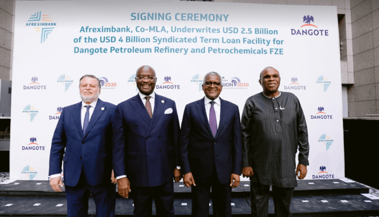 أفريكسيم بنك يكتتب قرضاً مجمعاً بقيمة 2.5 مليار دولار لصالح "دانجوتي للتكرير"