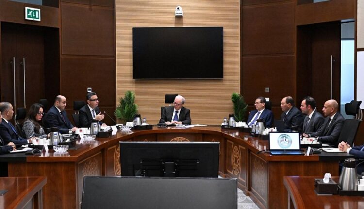 الحكومة تؤكد توفير احتياطيات آمنة من مختلف السلع الأساسية تكفي لمدد زمنية طويلة