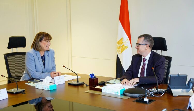 وزير التخطيط يبحث مع المنسق المقيم للأمم المتحدة تطوير آليات التعاون المشترك