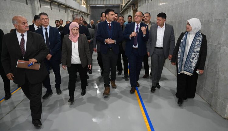 وزارة الصناعة تستعد لطرح وحدات إنتاجية جديدة بالمرحلة الثالثة بمدينة الجلود بالروبيكي