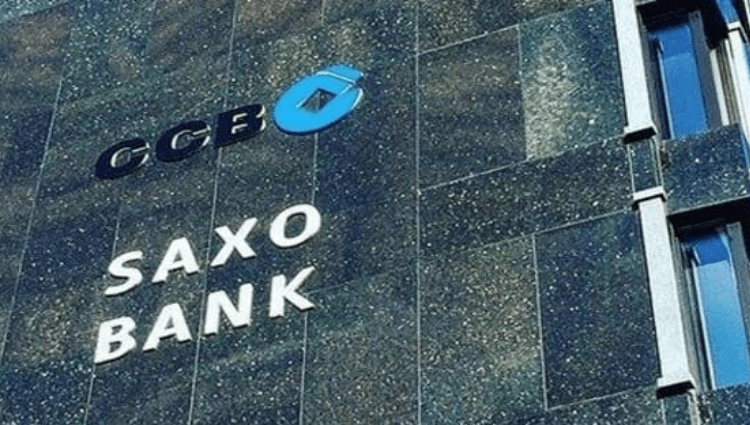 ساكسو بنك: ارتفاع الدولار مرتبط بالملاذ الآمن وتوقعات التضخم وتأجيل خفض الفائدة الأمريكية