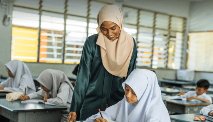 المجلس الثقافي البريطاني يطلق مجموعة أدوات حماية لدعم المدارس المصرية في مواجهة المخاطر الرقمية