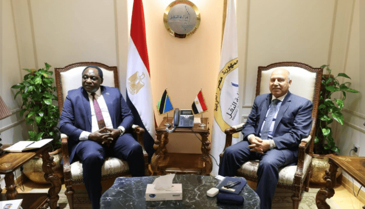 ​مصر وتنزانيا تبحثان إنشاء محطة متعددة الأغراض بدار السلام وتسيير خط ملاحي