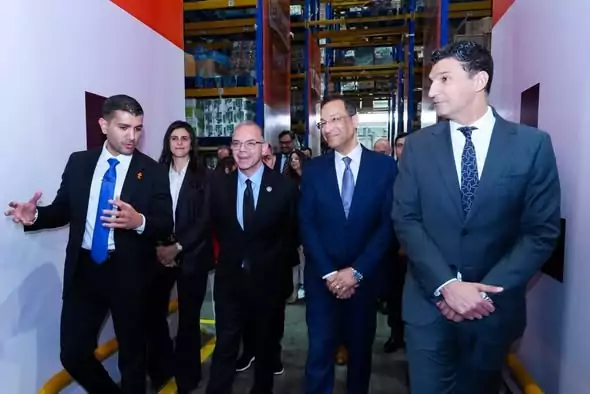 وزير الاستثمار يفتتح أكبر مركز للتجارة السريعة لشركة "طلبات مصر" بالقاهرة