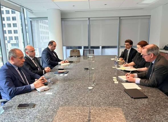 وزير الاستثمار: دراسة إنشاء مناطق مالية وتكنولوجية ببيئة تشريعية متوافقة مع المعايير الدولية