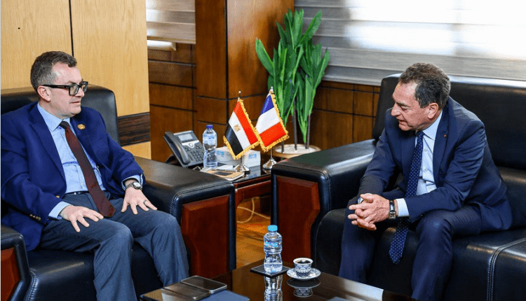 وزير التخطيط: تكثيف جهود تأمين احتياجات الطاقة وتوفير مخزون آمن من السلع