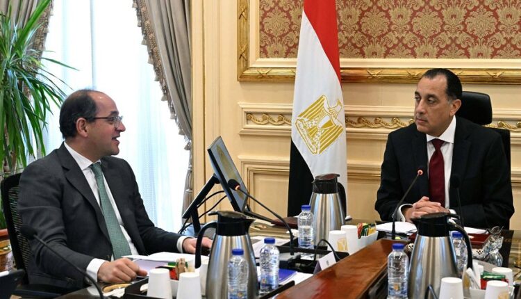 وزير المالية يؤكد الالتزام بإجراءات وتدابير ترشيد الإنفاق