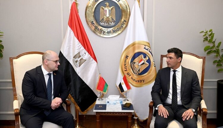 خالد هاشم: التعاون مع بيلاروسيا في توطين الصناعات الثقيلة والمعدات الزراعية