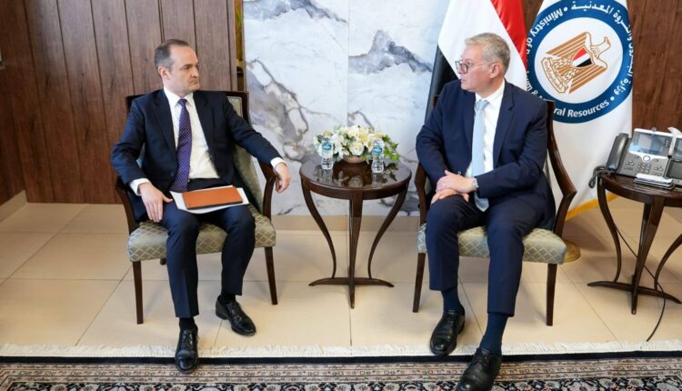 وزير البترول يبحث مع أباتشي تعزيز الإنتاج ورفع كفاءة التشغيل بالصحراء الغربية