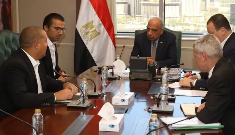 وزير الكهرباء: نحرص على التوسع في أنظمة تخزين الطاقة والإسراع في تنفيذ المشروعات