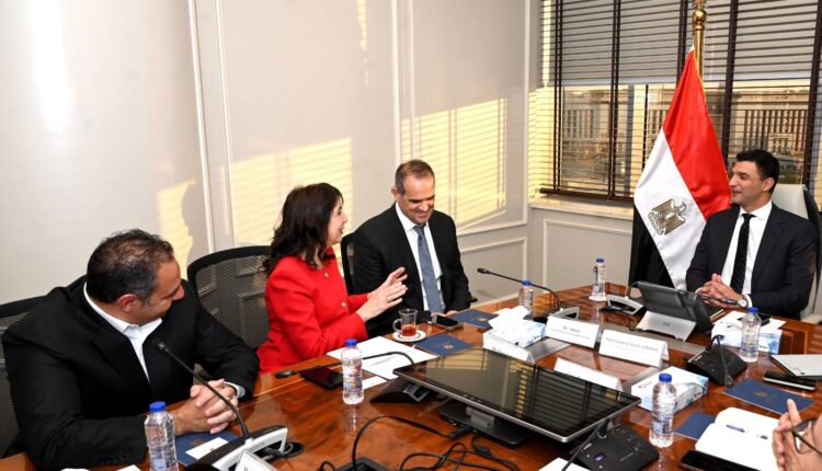 كوكاكولا هيلينك تتوسع بالسوق المصرية.. وتفتتح خط إنتاج جديد في الإسكندرية يونيو القادم