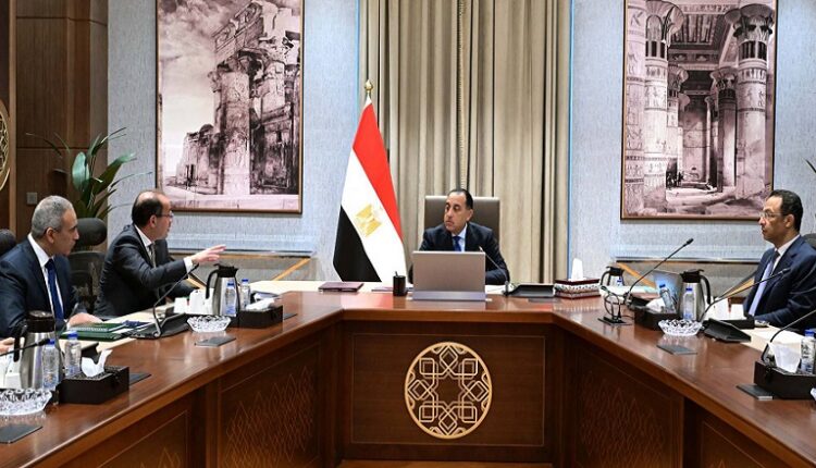 الحكومة تستعرض الموقف التنفيذي لمشروع تنمية وتطوير مدينة المعرفة بالعاصمة الجديدة