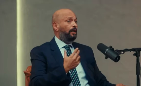 طارق عفت: إلغاء شرط توثيق عقود التأجير التمويلي لمشروعات المناطق الحرة يوفر مبالغ طائلة