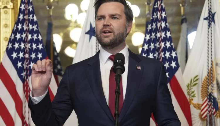 نائب ترامب: الكرة في ملعب طهران لاستكمال المحادثات