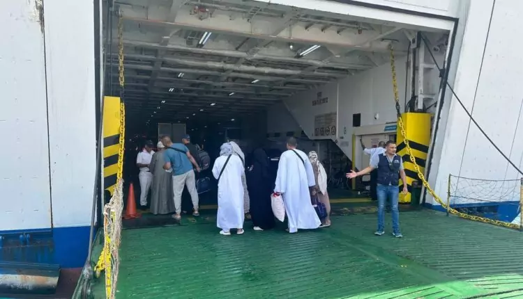 هيئة موانئ البحر الأحمر تطلق أولى رحلات الحج البري وسط استعدادات مكثفة بالميناء